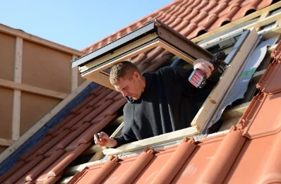Pose de fenêtres de toit Velux à Malbrans